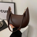 New Fashionable High-end Moon-shaped Baseball Bag, Showing Luxury, Women's Single Shoulder Bag