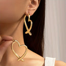 Fashion Personality Love Earrings for Women Niche Design Sense Girl Golden Earrings Simple Jewelry Gift Silvery